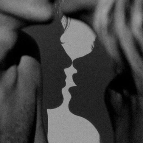 Masculine & Feminine Polarity in Sex: Fulfilling Our Primal Desires