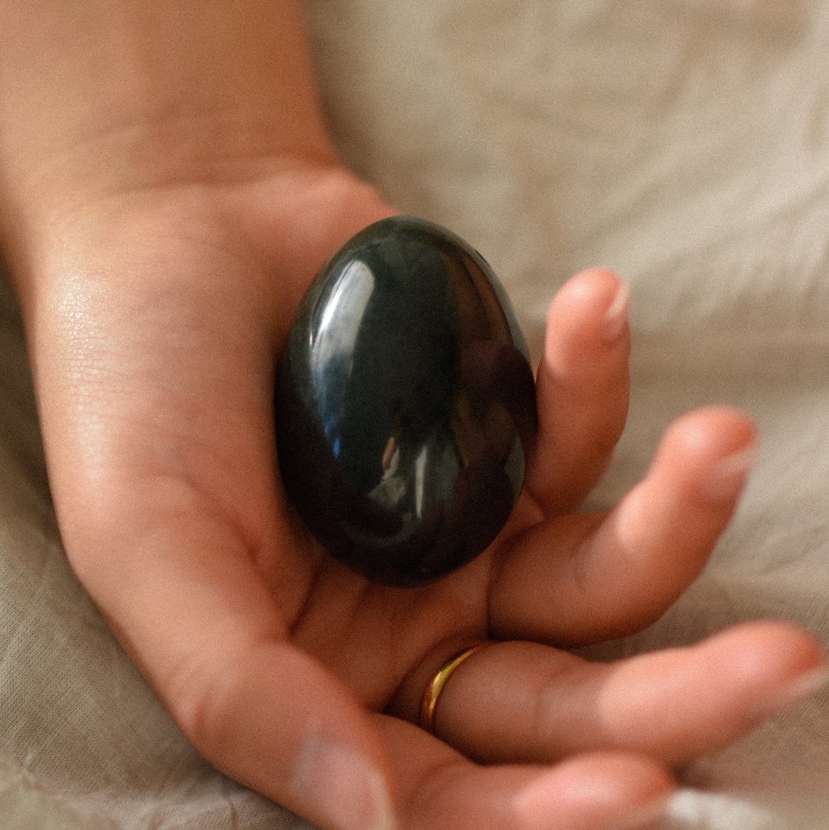 Nephrite Yoni Egg - WAANDS™