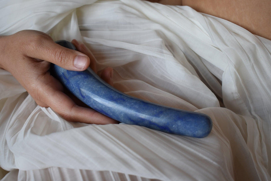 Blue Quartz Curve (LIMITED EDITION) - WAANDS™ Crystal Sex Toys